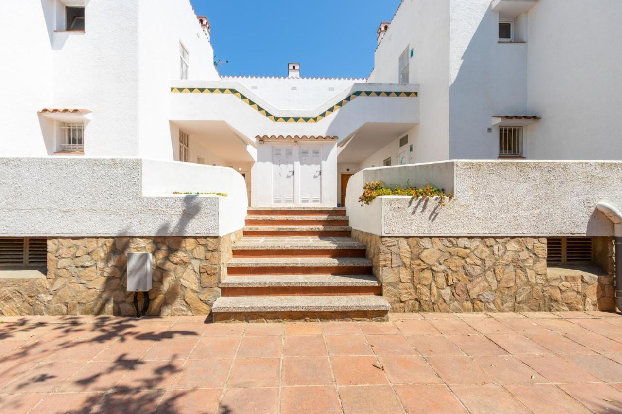 Apart-Rent Apartment Bahia 0014 Эмпуриабрава Экстерьер фото